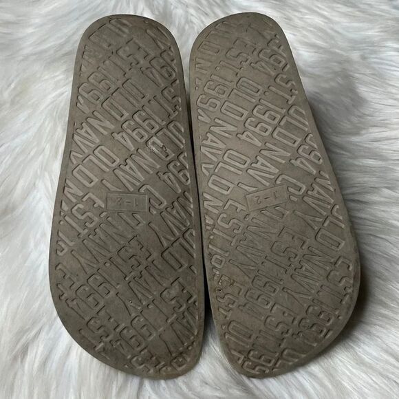 Old Navy Strappy Slide on Sandals Beige Grey Size 1 - Picture 7 of 7